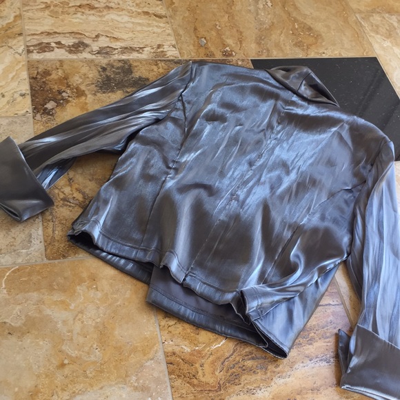 Cachet liquid silver stretch V-neck/crystal buckle - Picture 5 of 8